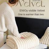 Thickened Rabbit Plush Flannel Blanket – Ultra-Soft & Warm