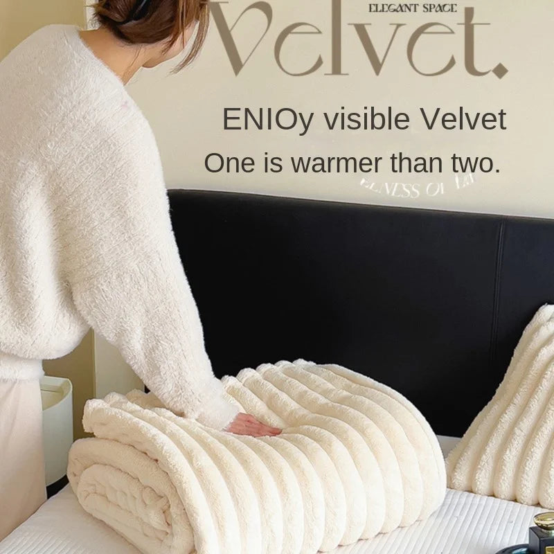 Thickened Rabbit Plush Flannel Blanket – Ultra-Soft & Warm