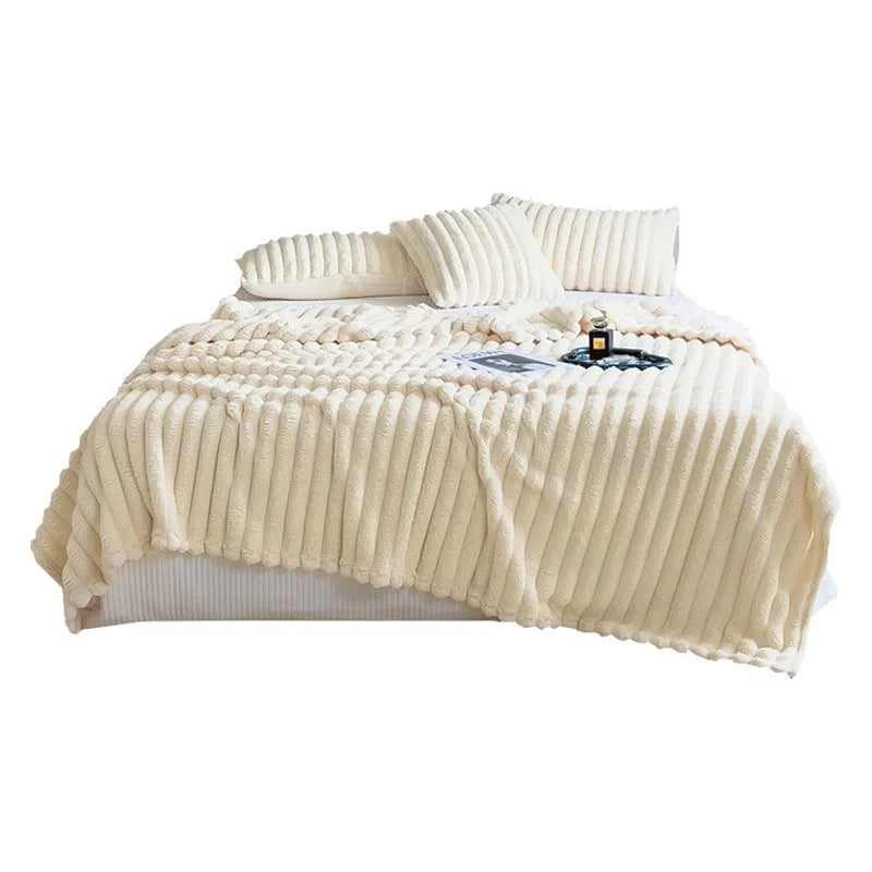 Thickened Rabbit Plush Flannel Blanket – Ultra-Soft & Warm